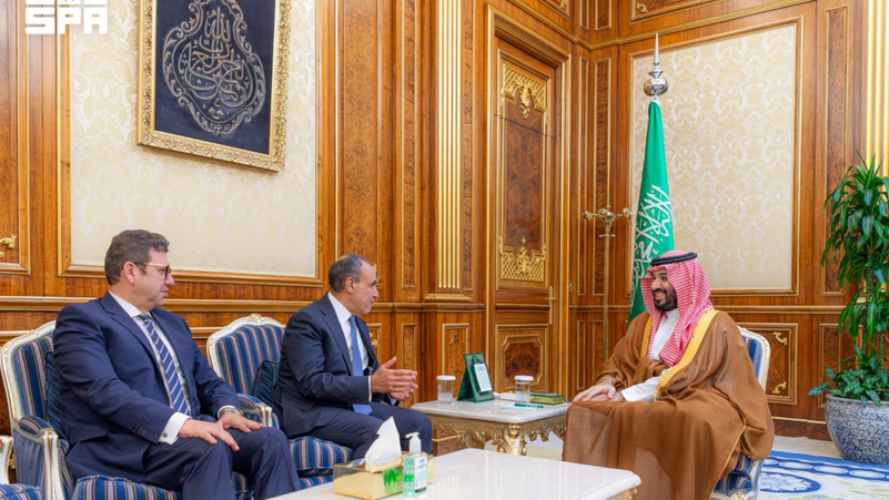 ولي العهد السعودي يتسلم رسالة خطية من الرئيس المصري